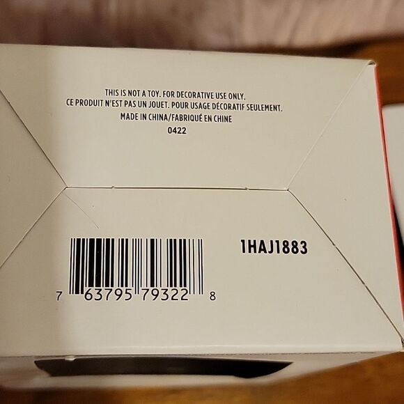 Hallmark Unicorn/Narwhal Bundle Christmas Ornaments Bundle - Picture 10 of 10